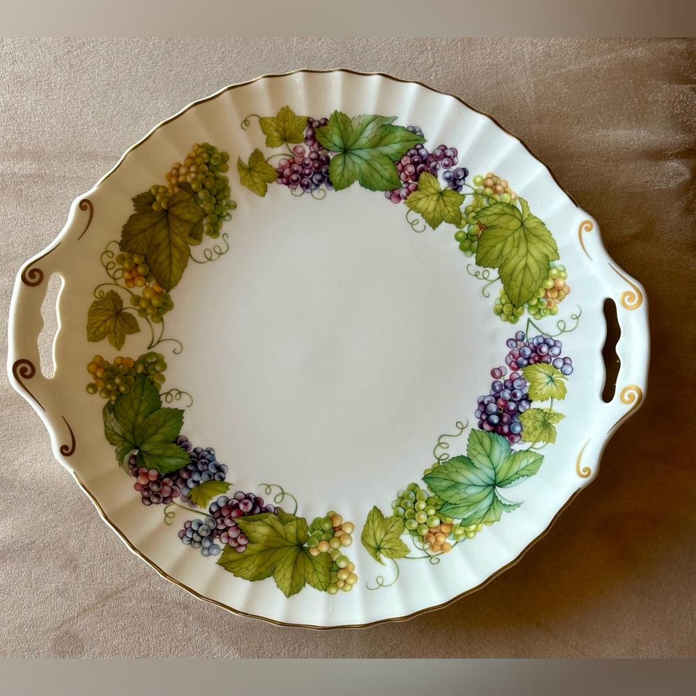 Cake Plate w/Handles Vintage 1978 Royal Worcester Vine Harvest Made in England